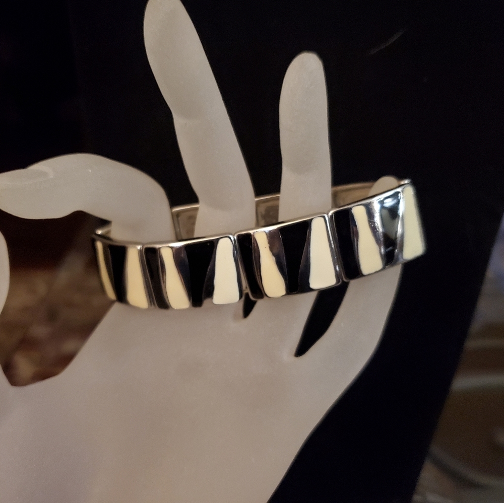 Cream black silver bracelet